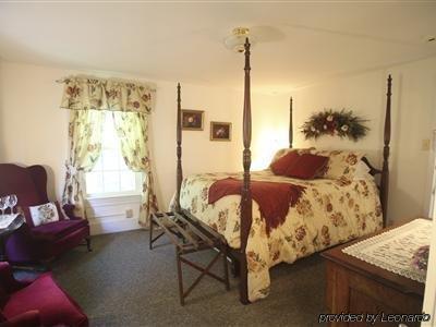 Alpine Haus Bed & Breakfast Inn Vernon Zimmer foto