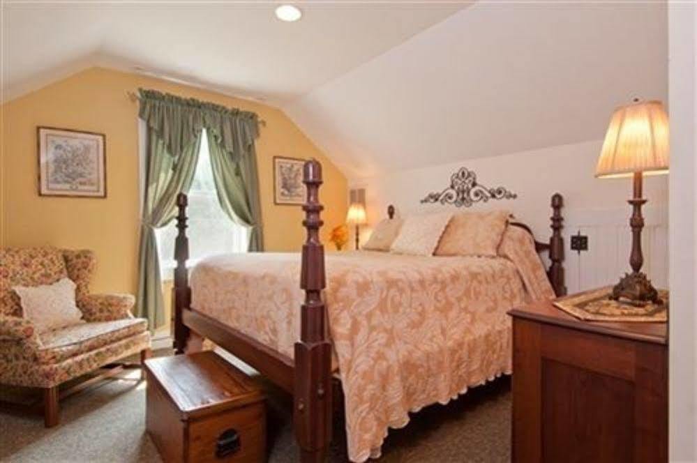 Alpine Haus Bed & Breakfast Inn Vernon Exterior foto